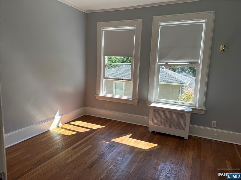336 Cedar Ave #B - Photo 7 of 12