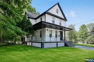 40 Grant Ave - Photo 1 of 1