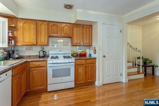 6 Clark Pl - Photo 6 of 17