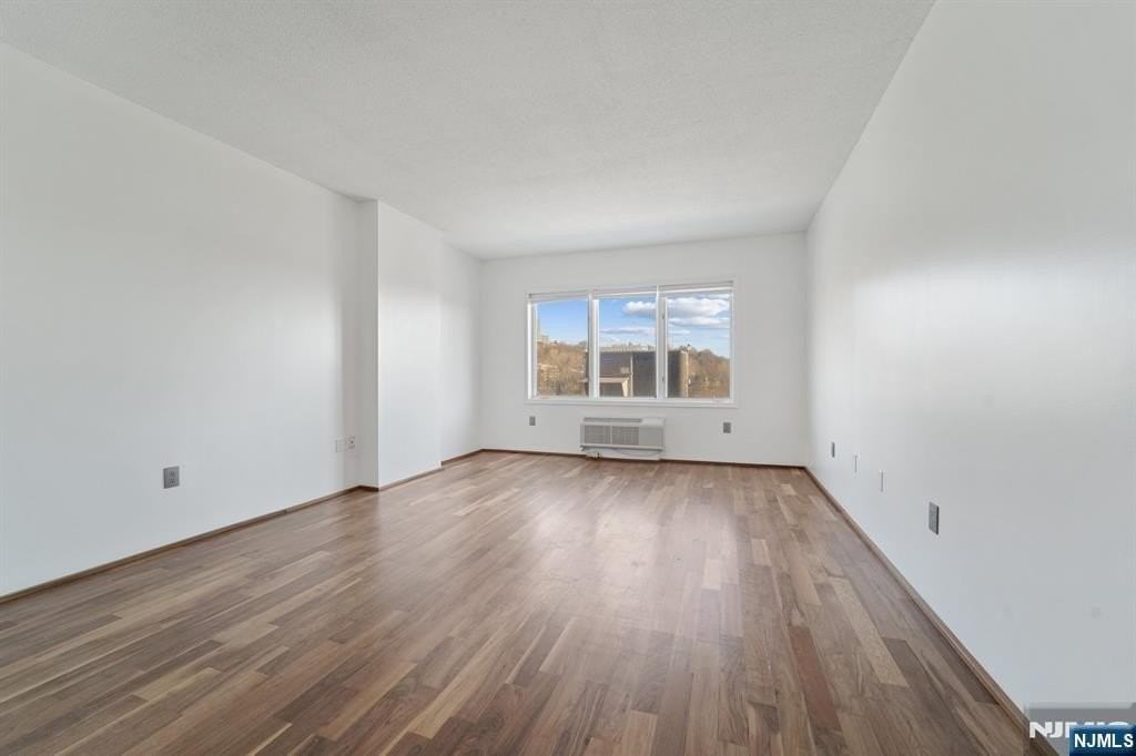 110 City Pl #1-110 - Photo 2 of 44