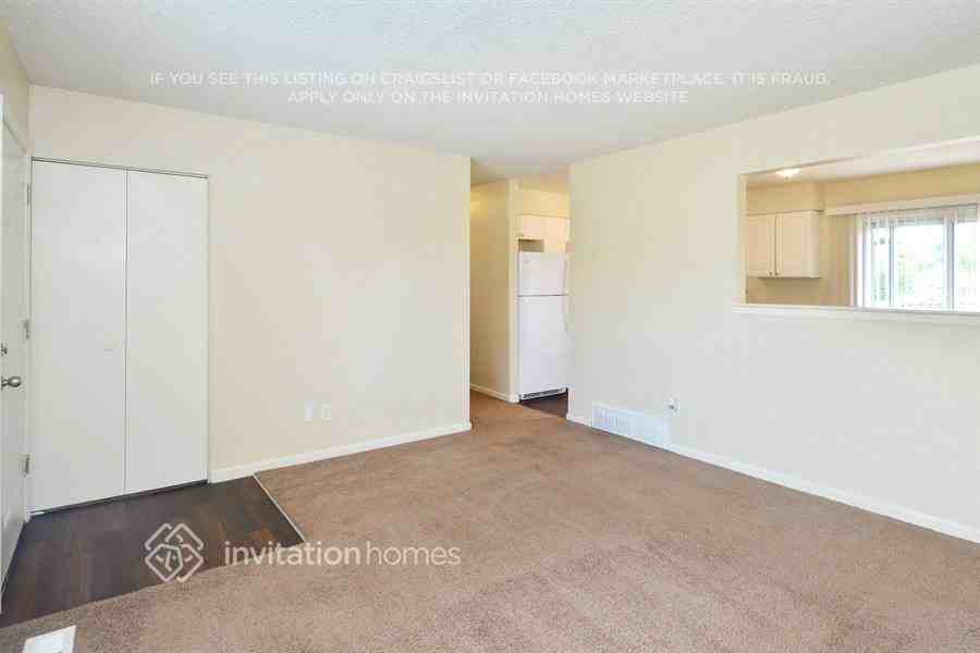 1530 S Salida Way - Photo 3 of 21