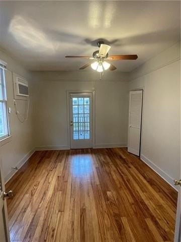1120 Aline St #2B - Photo 3 of 9