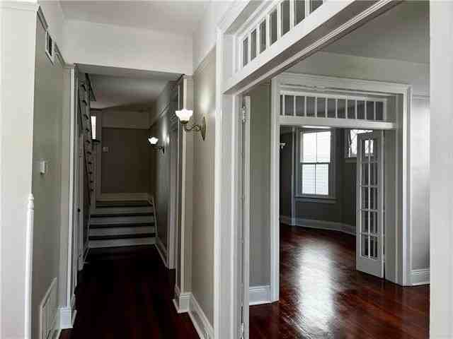 4435 Loyola Ave - Photo 3 of 39