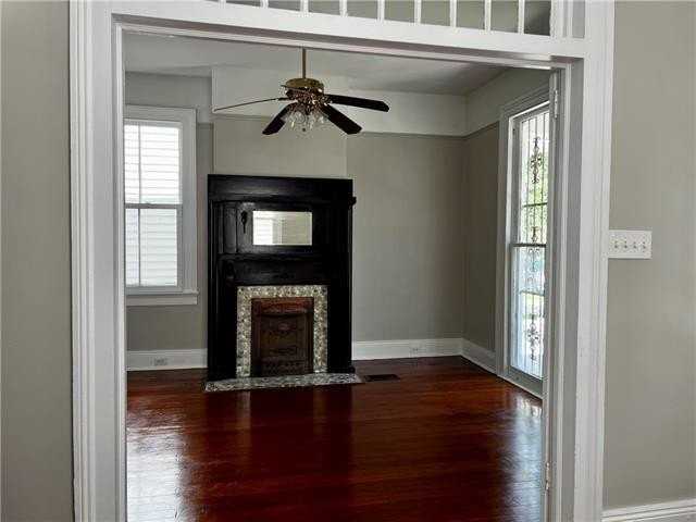 4435 Loyola Ave - Photo 5 of 39