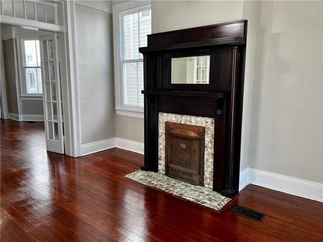 4435 Loyola Ave - Photo 6 of 39