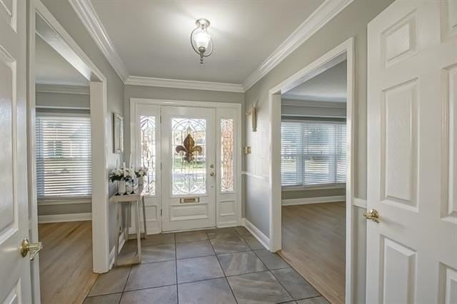420 Fairfield Ave - Photo 3 of 25