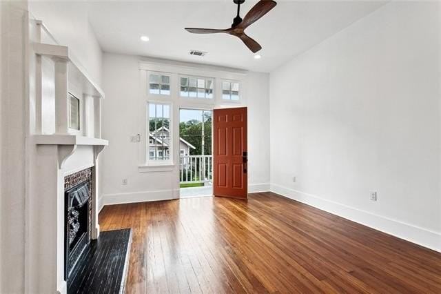 5202 Constance St - Photo 4 of 10