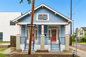 featured image of 647 S Pierce St