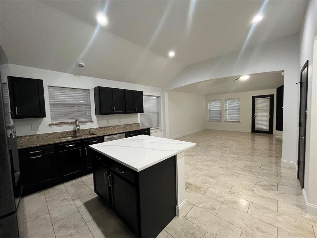 6304 Spring Ranch Dr - Photo 7 of 23