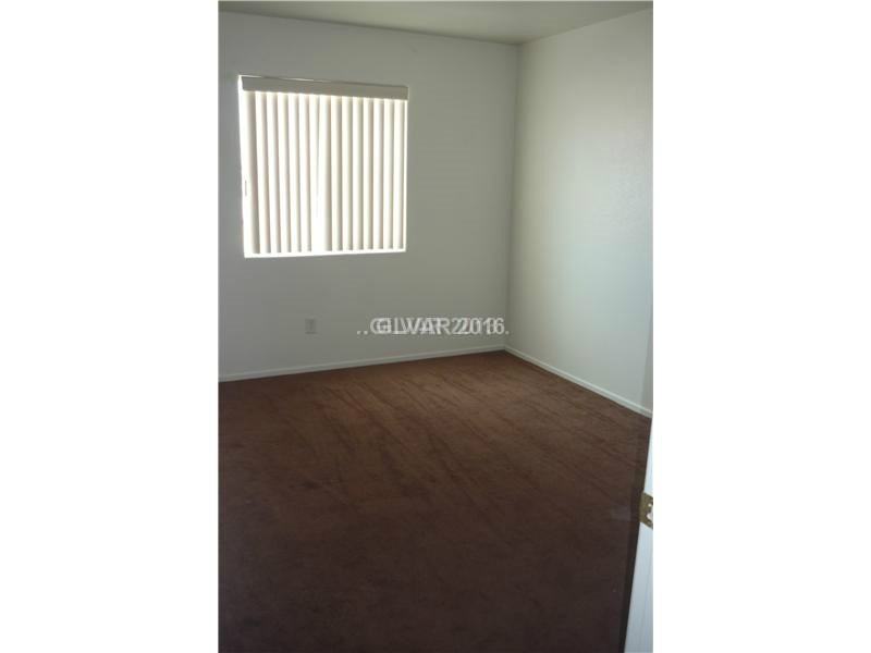 331 Silverado Pines Avenue - Photo 3 of 6