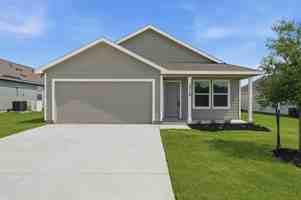 featured image of 3719 Longleaf Dr