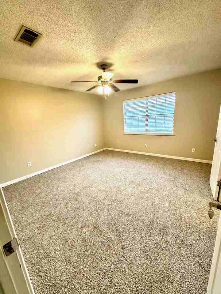 1791 Salem Ave - Photo 6 of 13
