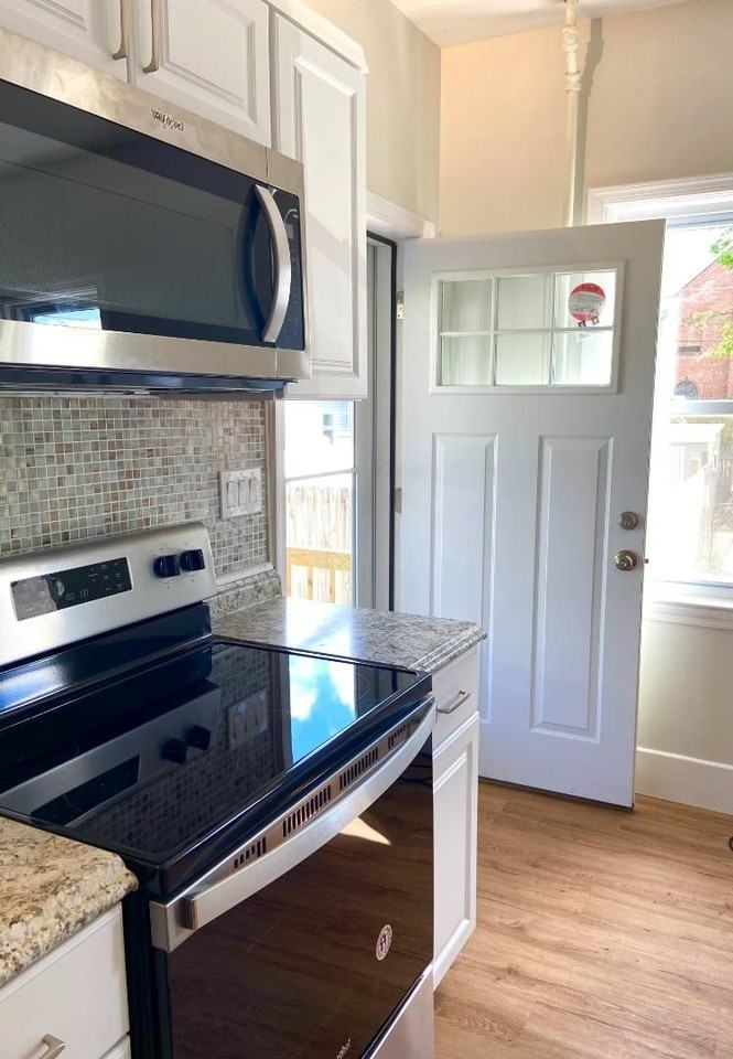 469 Carey Ave - Photo 6 of 24