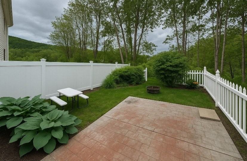 607 Lily Ct - Photo 4 of 16