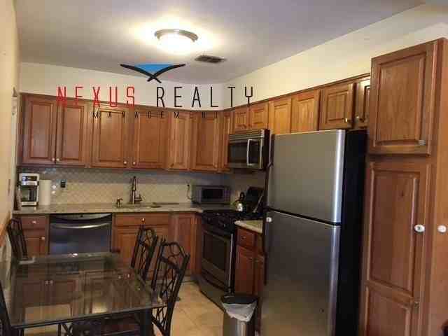 65th Street & 50th Avenue #3FL - Photo 2 of 10