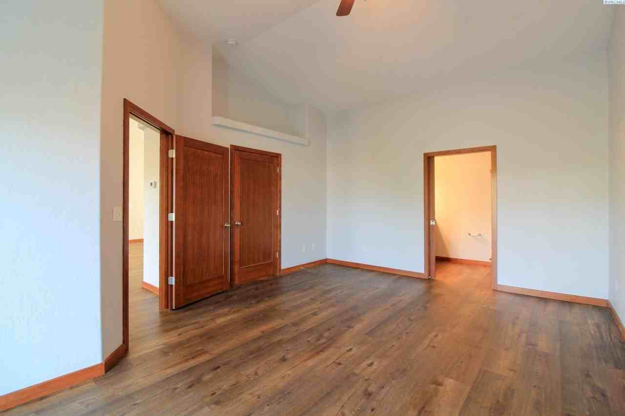 4803 Catalonia Dr - Photo 6 of 13