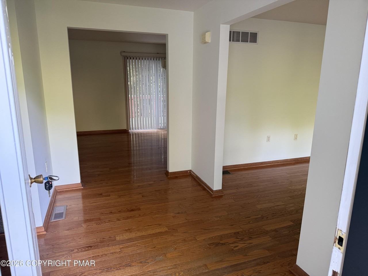 197 Escoll Dr - Photo 3 of 13