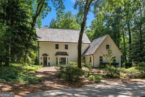 featured image of 1260 Heards Ferry Rd