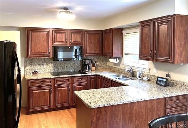 1707 Fox River Dr - Photo 5 of 32