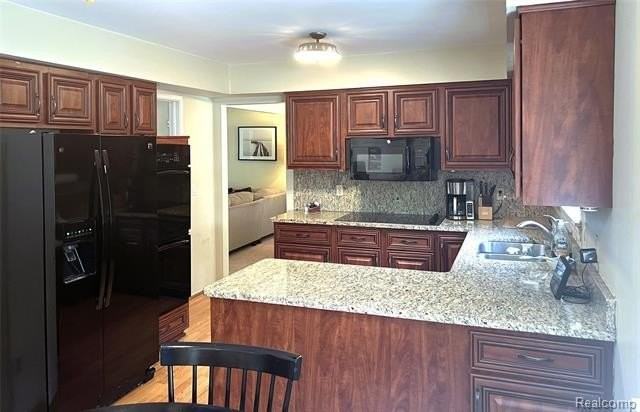 1707 Fox River Dr - Photo 6 of 32
