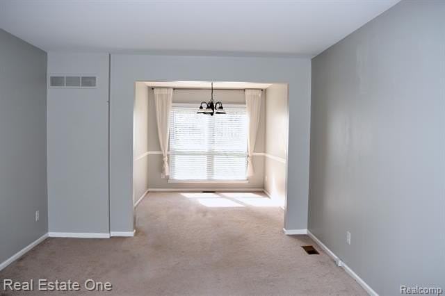 1272 Poppy Hill Dr - Photo 5 of 17