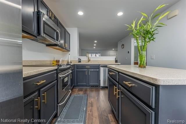 27863 Hopkins Dr - Photo 6 of 17