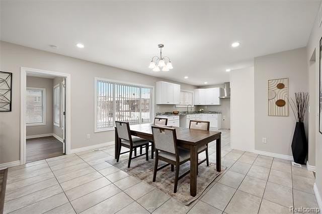 2080 Gladstone St - Photo 6 of 37