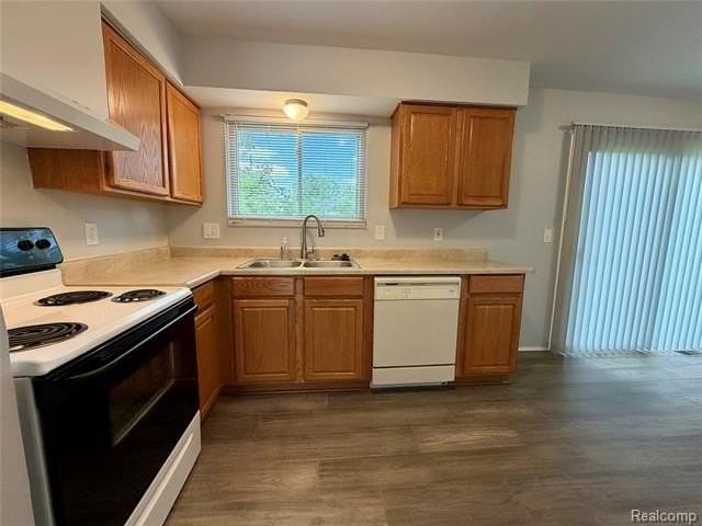 1746 Brookline St - Photo 5 of 23