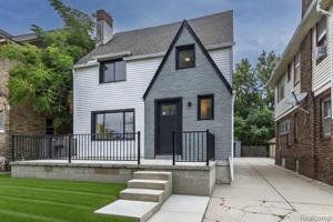 featured image of 2744 Lawrence St