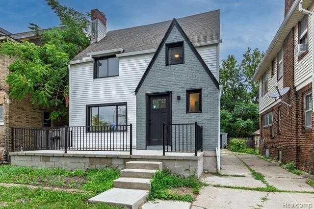 2744 Lawrence St - Photo 3 of 29