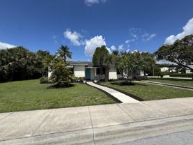 1725 N Lakeside Dr - Photo 1 of 1