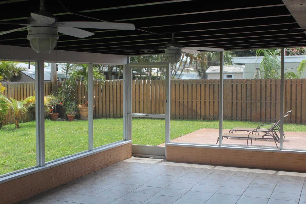 1428 Sw 1st Ave - Photo 5 of 9