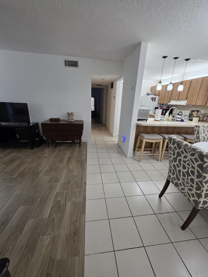 3402 Gardens East Dr #14A - Photo 4 of 14
