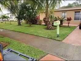 featured image of 1420 N 70th Ave