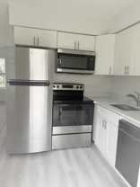 1913 Ne 4th St #1-9 - Photo 1 of 1