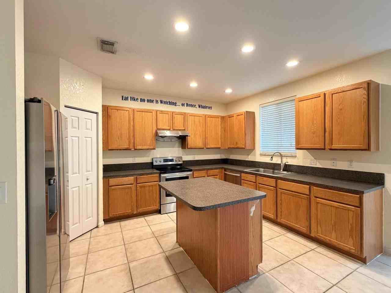 2789 S Evergreen Cir - Photo 3 of 27