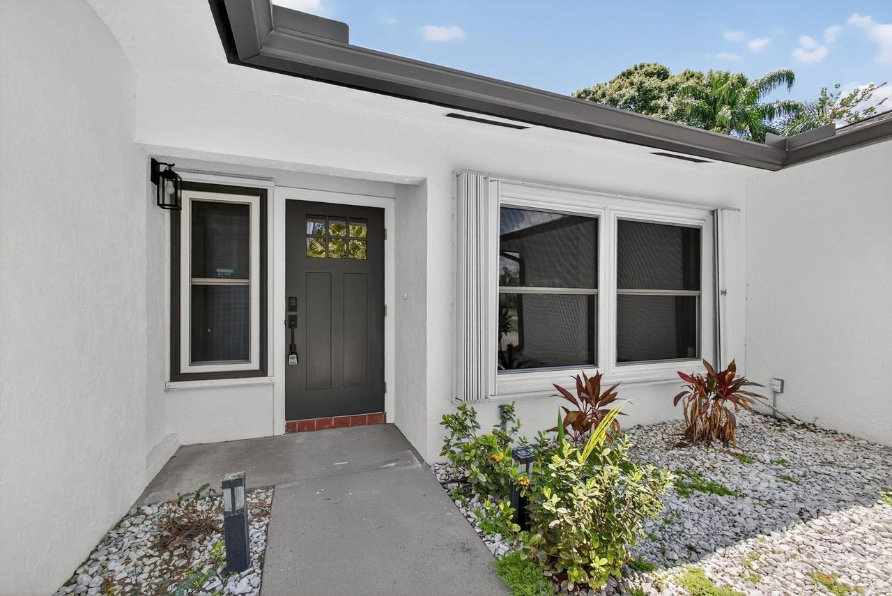 280 Sulky Way - Photo 2 of 41