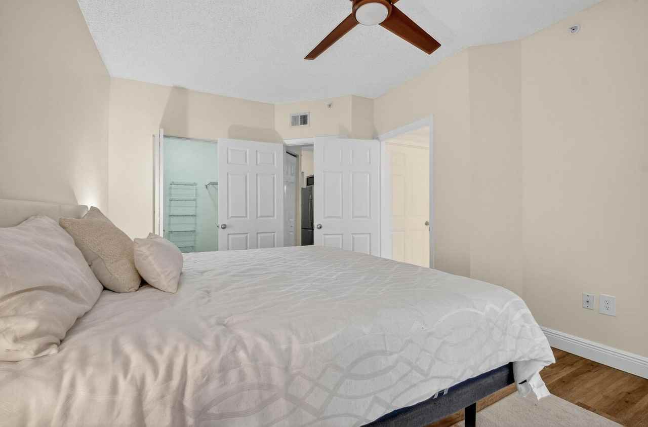 3212 Tuscany Way #3212 - Photo 6 of 37