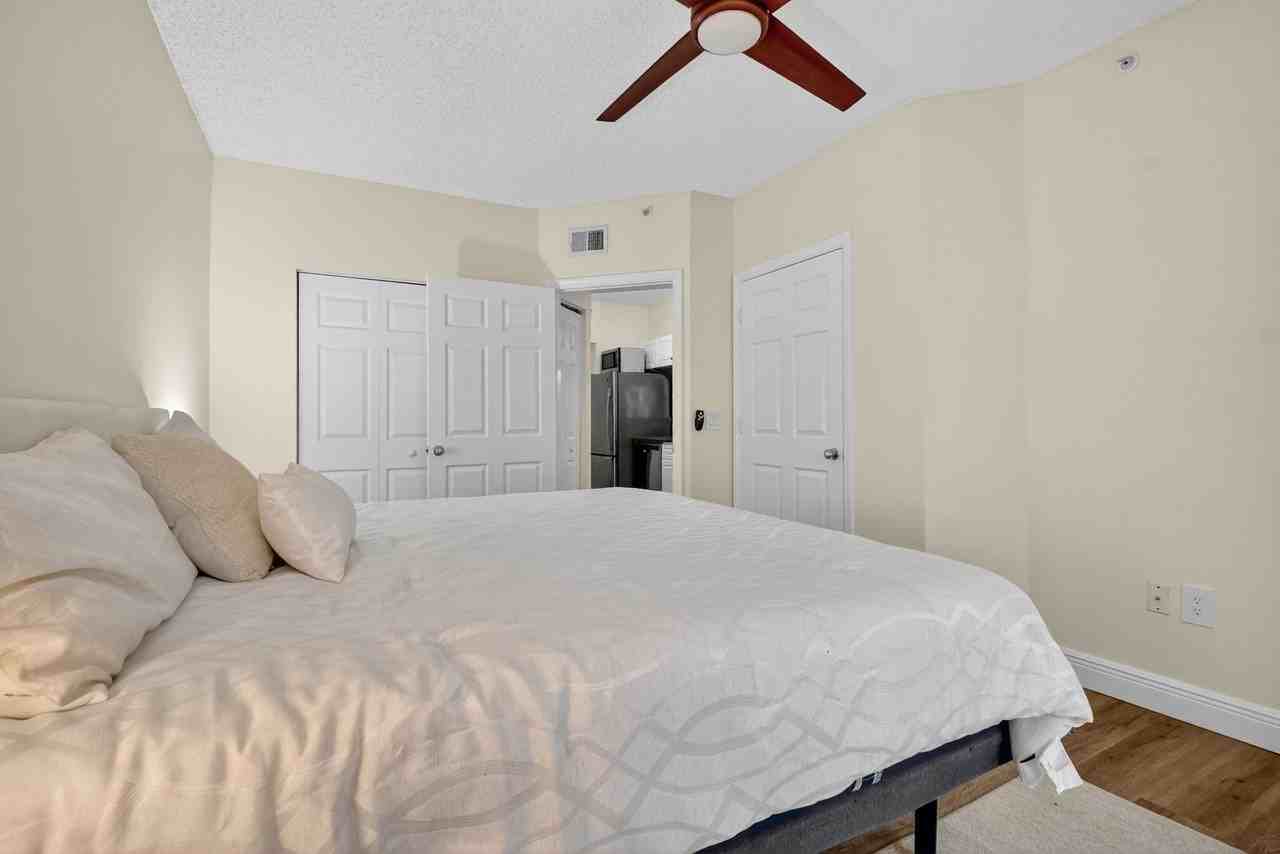 3212 Tuscany Way #3212 - Photo 7 of 37