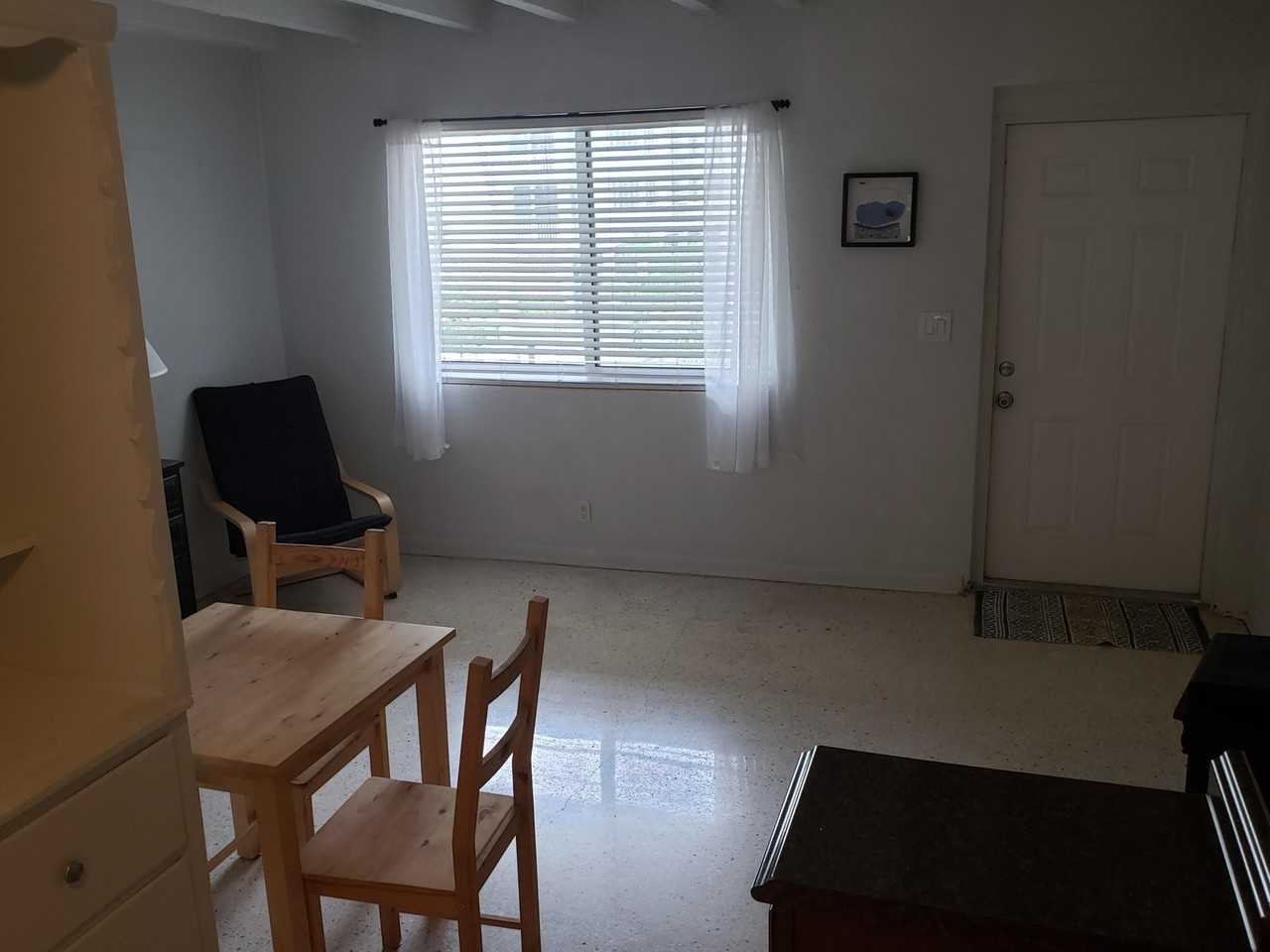100 Cascade Ln #8 - Photo 4 of 5