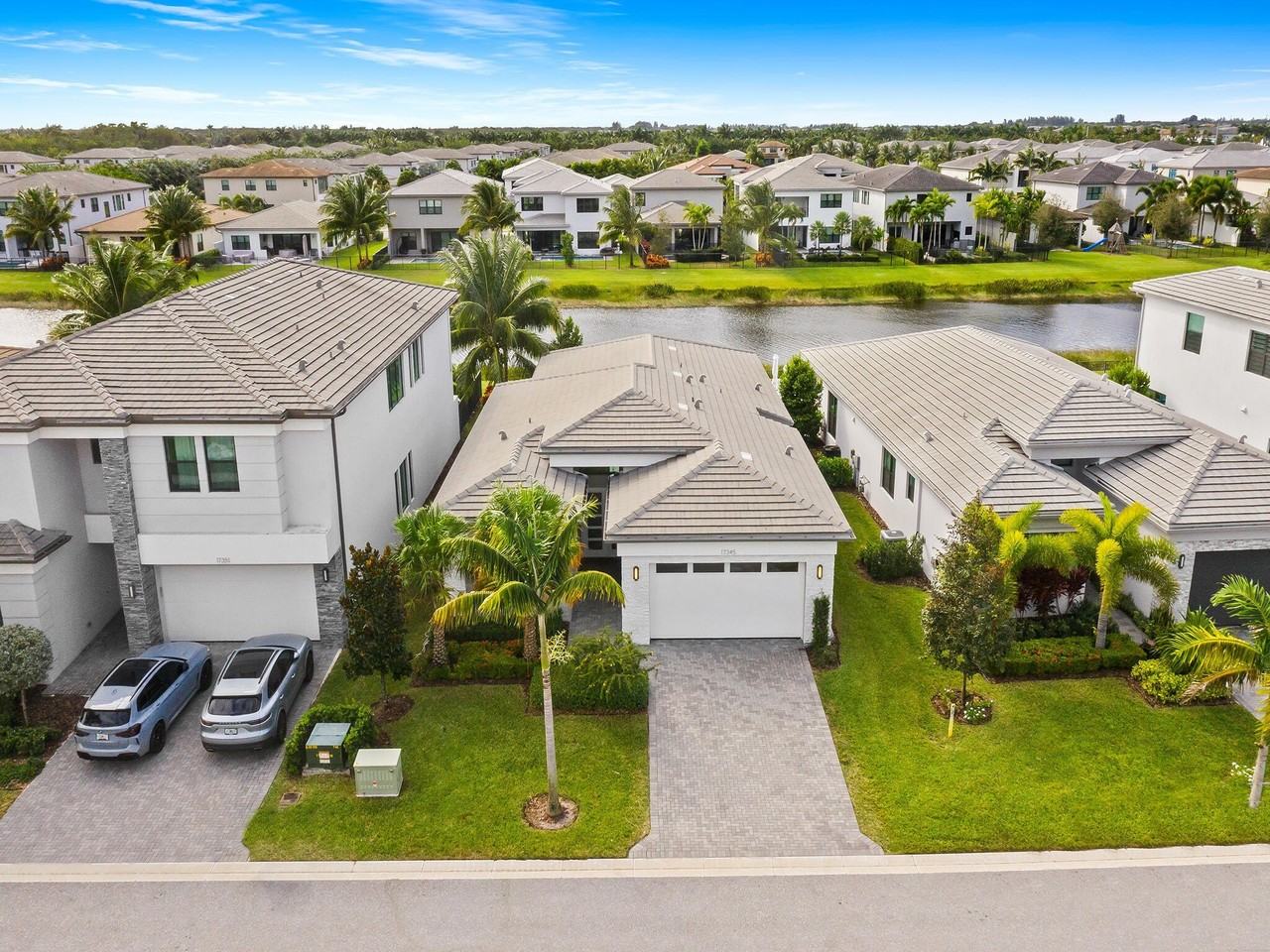 17345 Sea Blossom Way - Photo 5 of 40