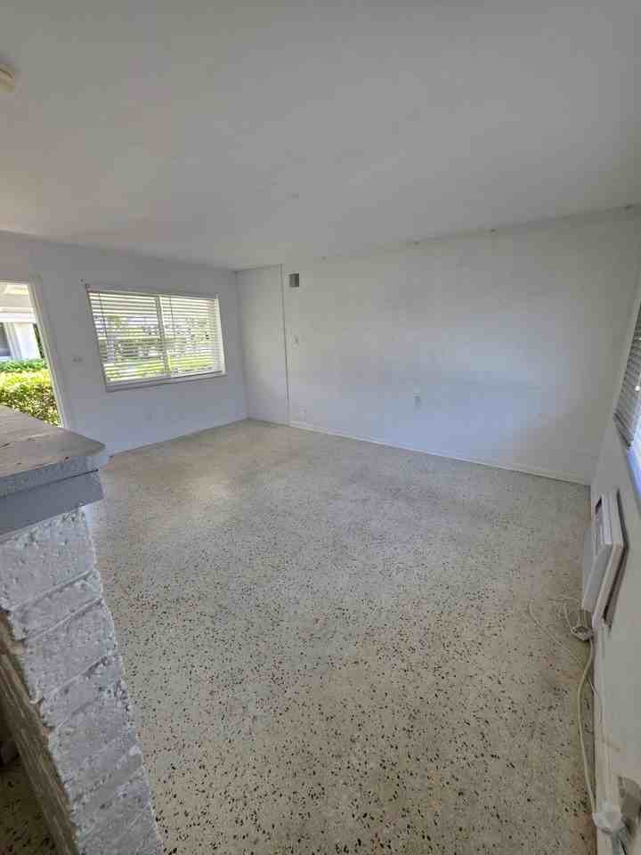1216 Cabana Rd #1A - Photo 5 of 9