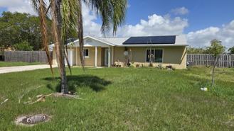 2209 Se East Dunbrooke Cir - Photo 1 of 1