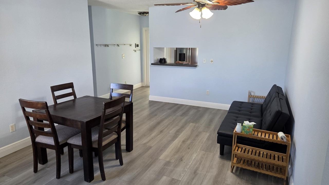2209 Se East Dunbrooke Cir - Photo 3 of 19