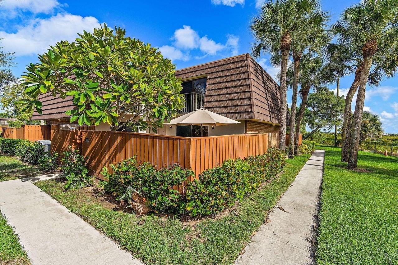 2316 23rd Ct