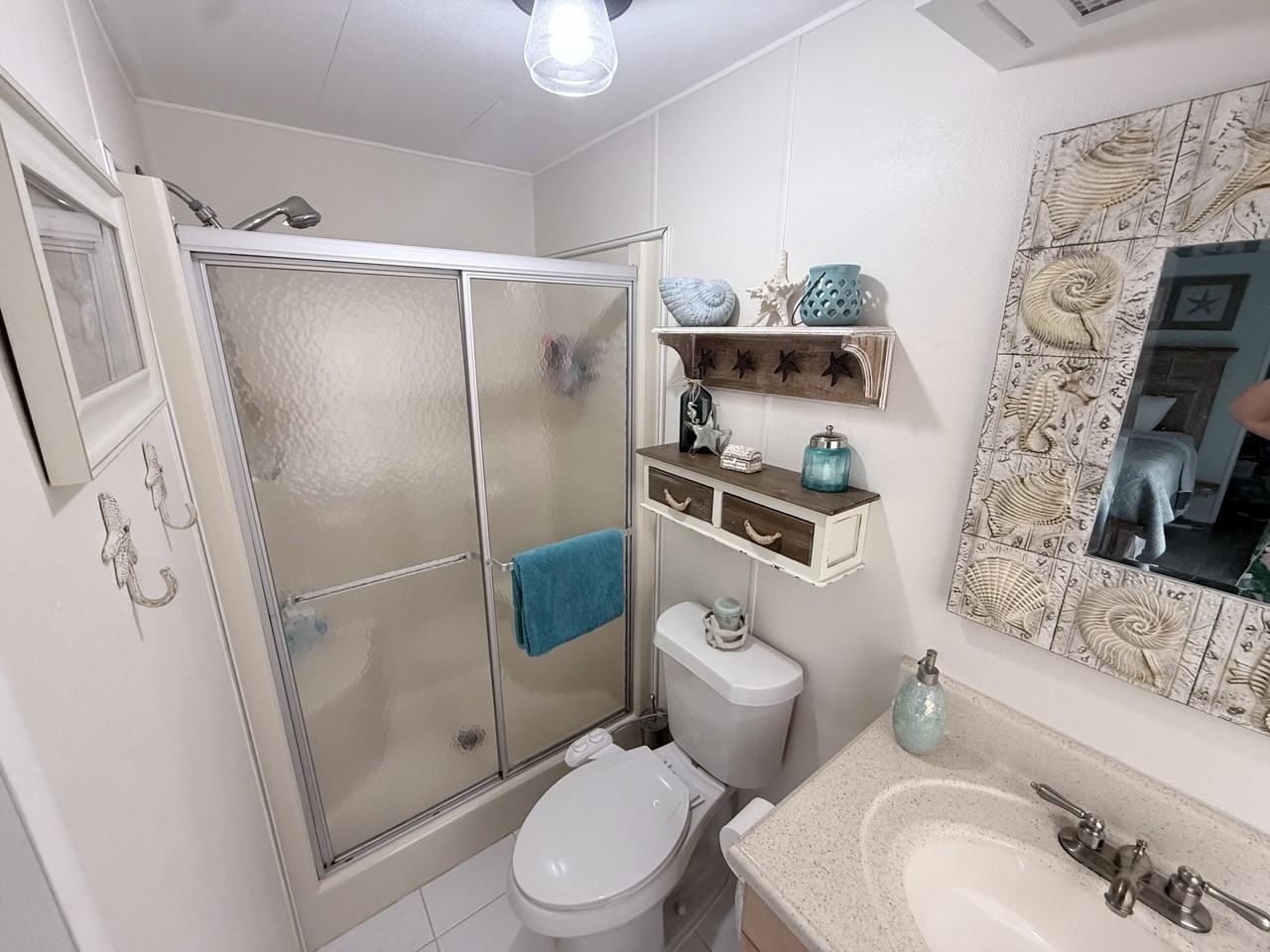 225 W 2nd Ct - Photo 5 of 15
