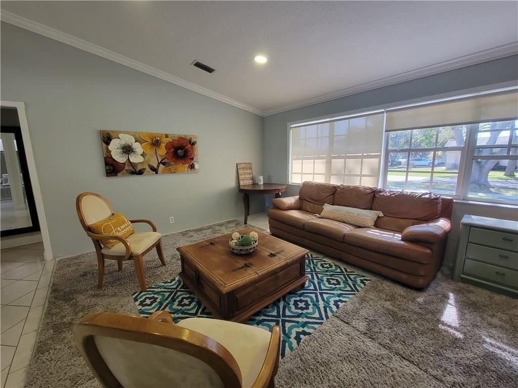 11757 Sw 57th St - Photo 3 of 19