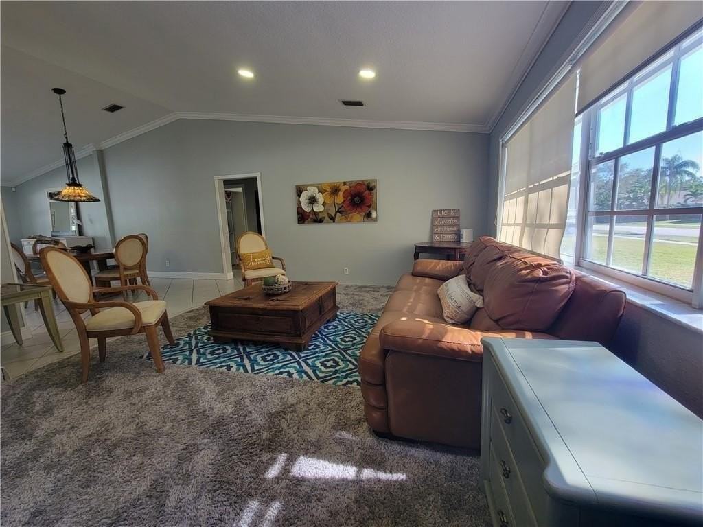 11757 Sw 57th St - Photo 5 of 19