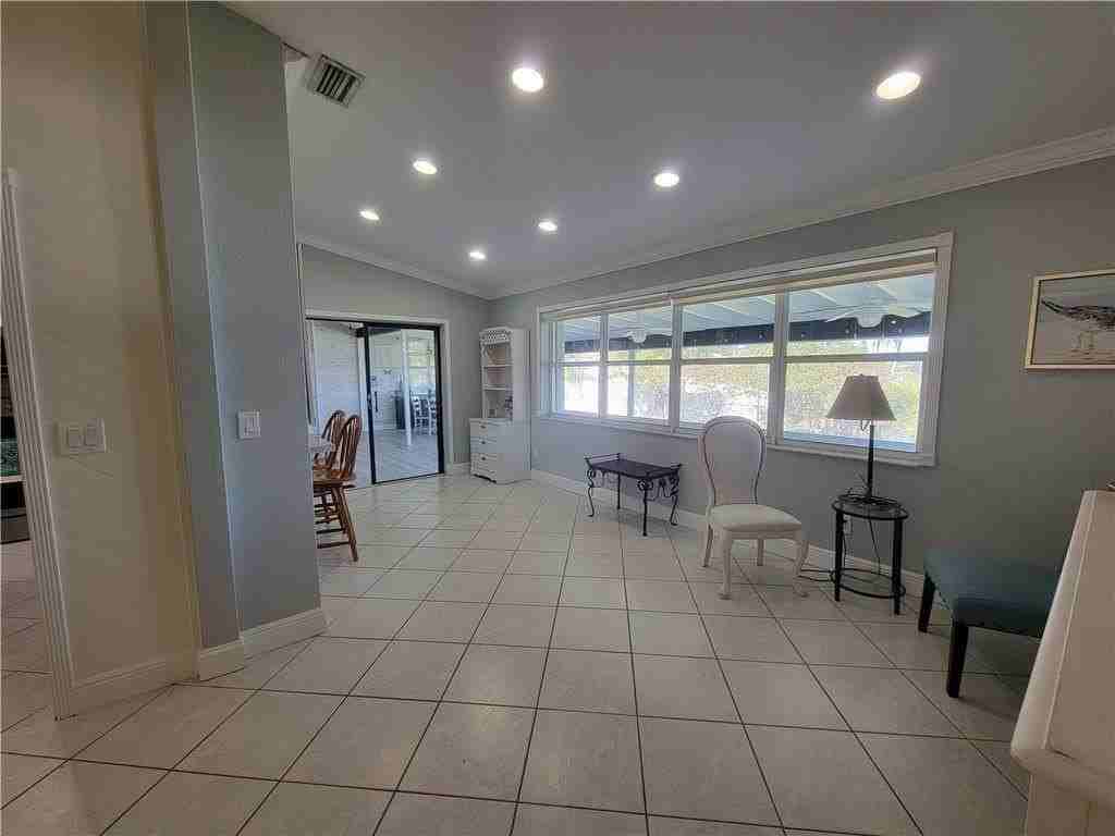 11757 Sw 57th St - Photo 6 of 19