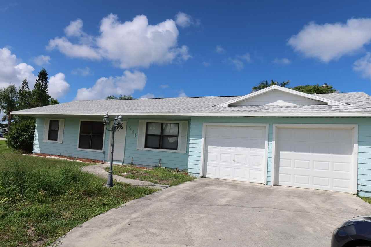 601 Se Polynesian Ave - Photo 6 of 30